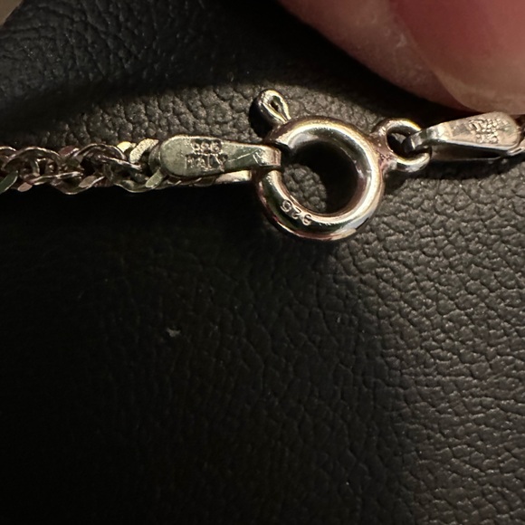 Sterling Silver Marcasite snowflake necklace - Picture 4 of 4